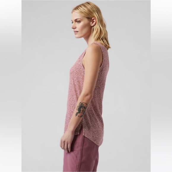 Athleta Breezy Tank, Micro Cheetah Bashful Rose, Size M Medium - Picture 2 of 7